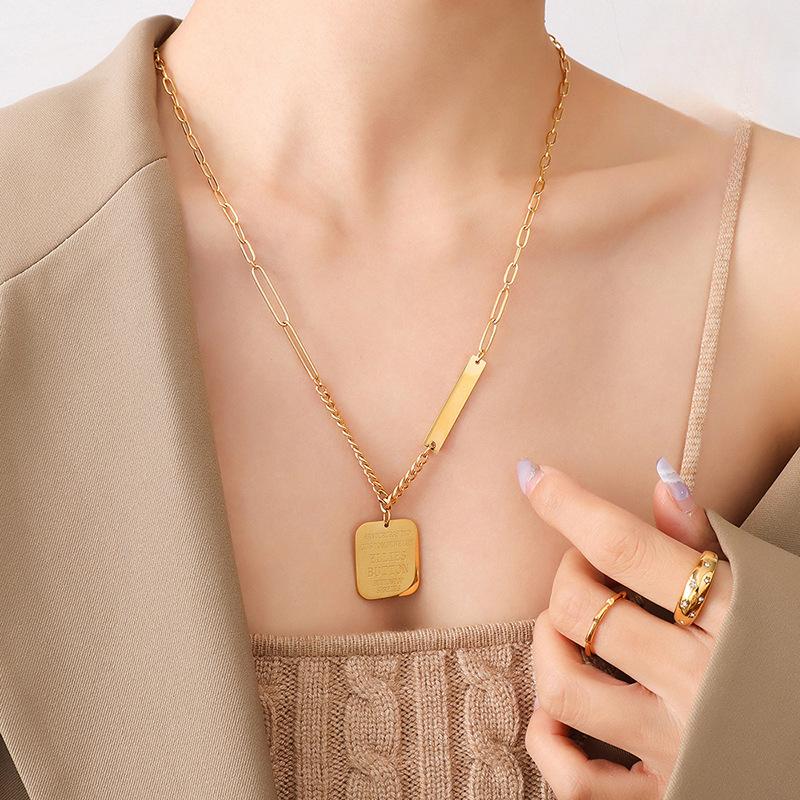 Personalized Trendy Square Brand English Letter Pendant Collarbone Chain, The Same Fashionable Necklace