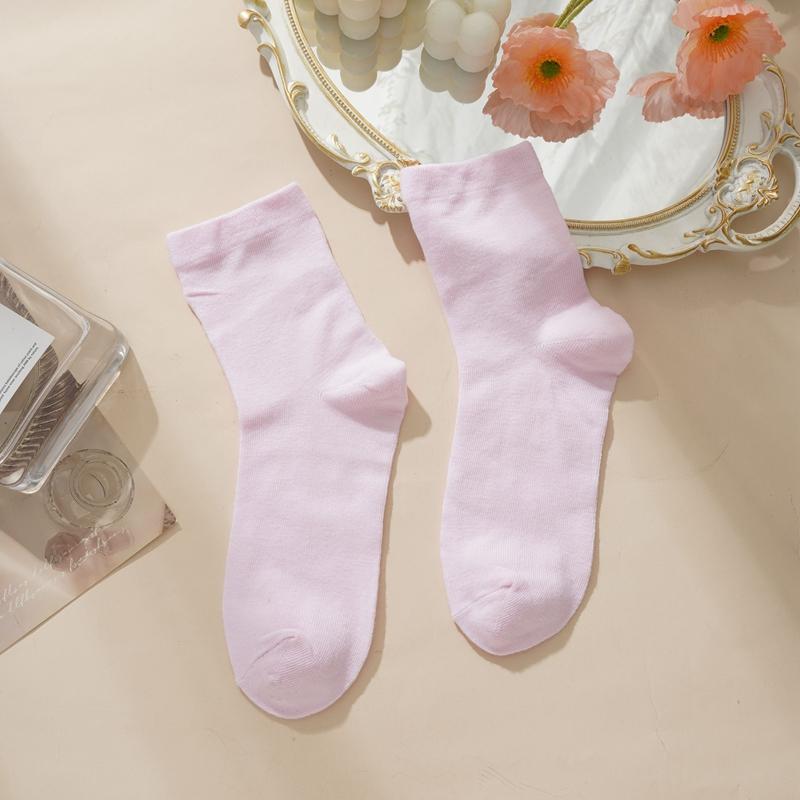 Autumn Winter Soft Comfort Breathable Dress Socks for Women Womens Cotton Crew Socks  Above Ankle Crew Socks for Casual