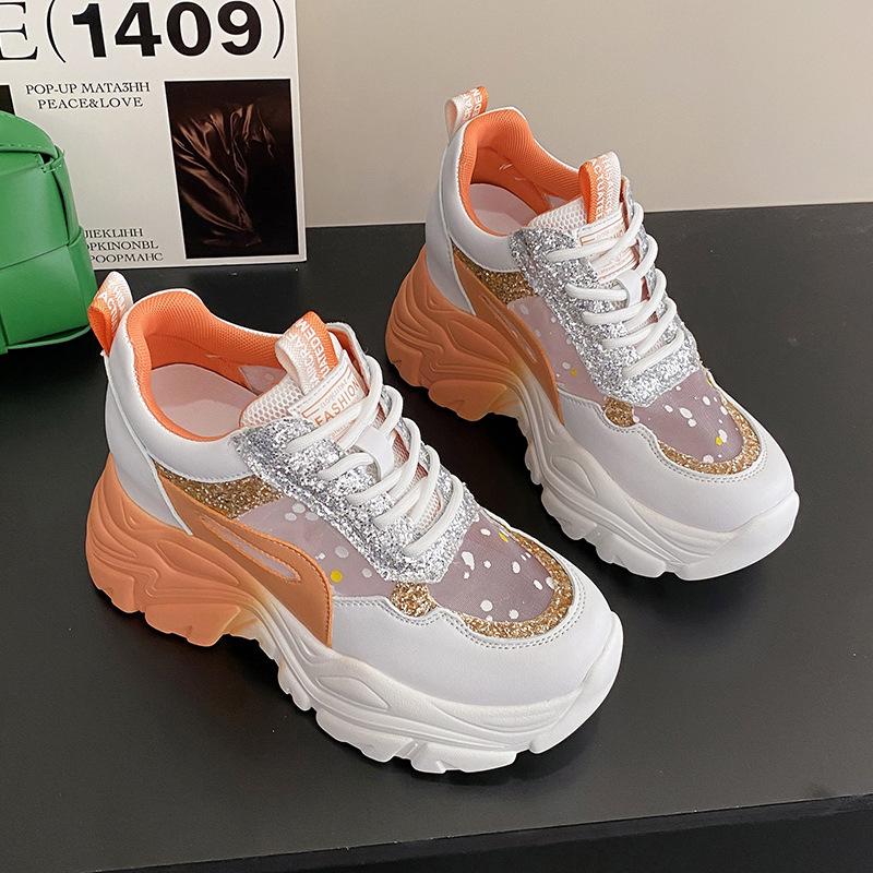 Модные женские кроссовки на толстой подошве из дышащей сетки, повседневная обувь на танкетке 9 см, туфли на платформе, женские спортивные туфли для папы 2024