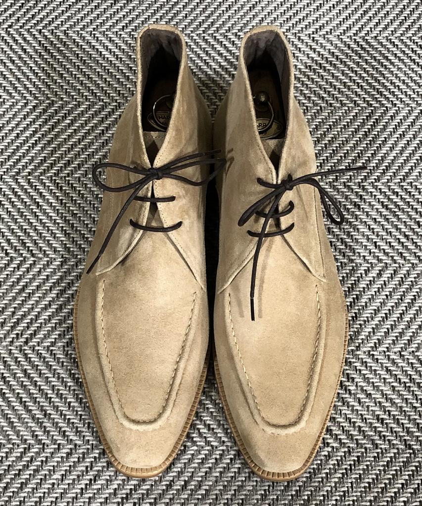 Joenshoe Holst Suede Chukka Boots Beige