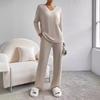 Европейский и американский осенне-зимний комплект из двух вещей: Вязаный трикотаж с V-образным вырезом и повседневные брюки прямого кроя