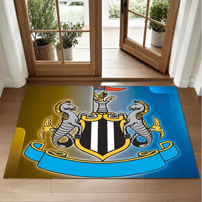 Newcastle United Football Design Crystal Velvet Rug Soft Decorative Mat for Bedroom Entrance