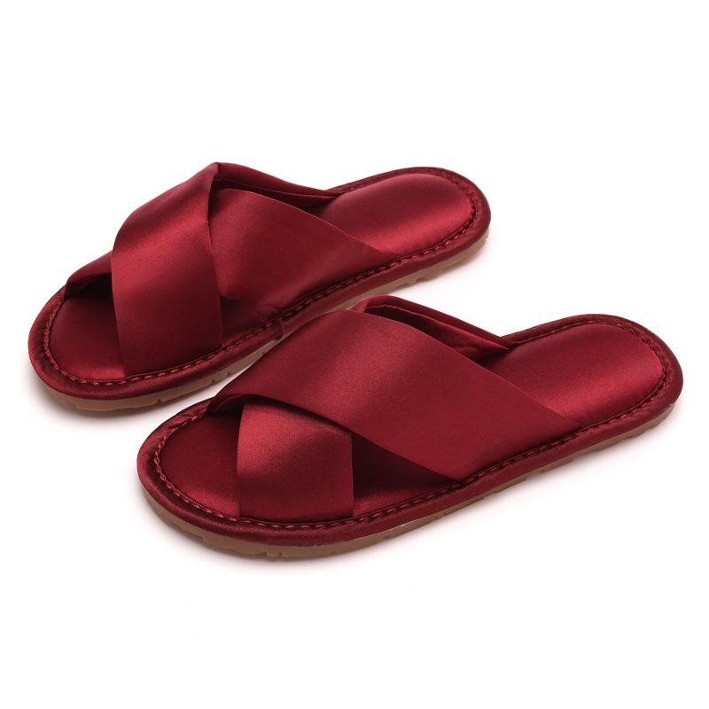 High-End Red Satin Bridal & Bridesmaids Robe Slippers - Couple's Festive Flip Flops