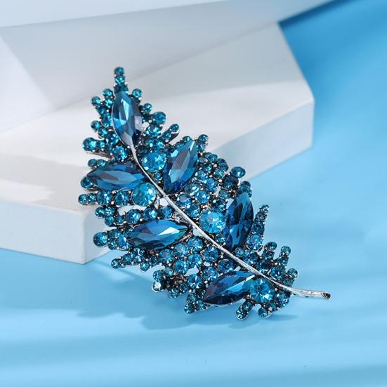 Creative Shining Rhinestones Lapel Shape Pin Brooch Clothes Leaves Shawl Hat Badge Accessories Party