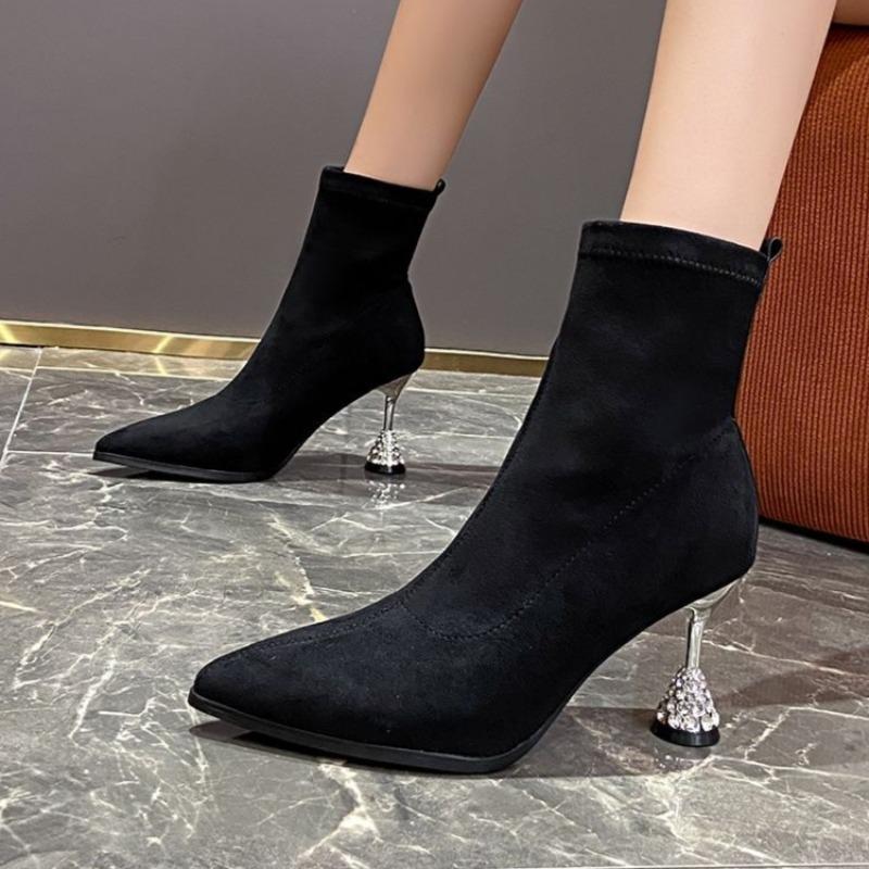 Ботильоны на высоком каблуке с кристаллами, замшевые теплые женские туфли, зимние брендовые повседневные туфли-челси с острым носком, трендовые туфли-лодочки 2025 года, зимние ботинки-лодочки женские