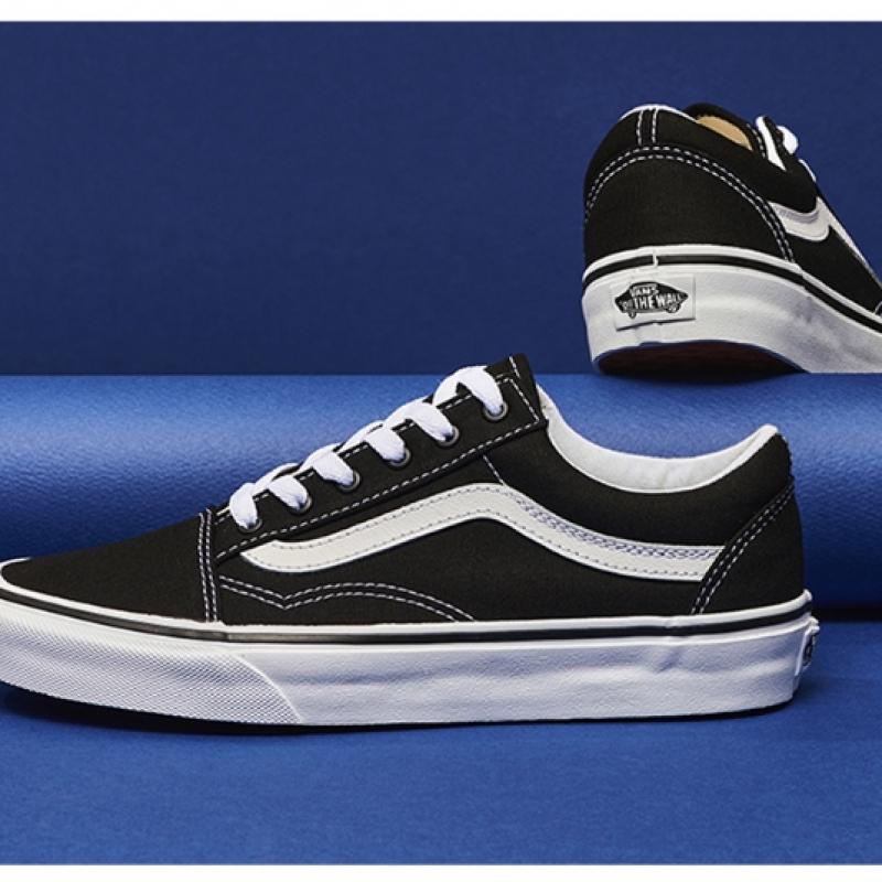 Barnes Old School Canvas Черный Истинный Белый Vn000zdf1wx1