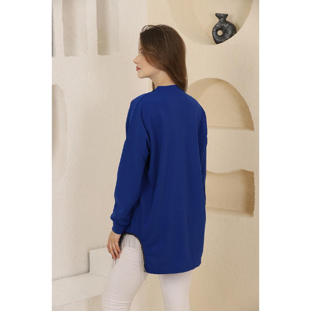 Туника с цепочками на воротнике и по бокам