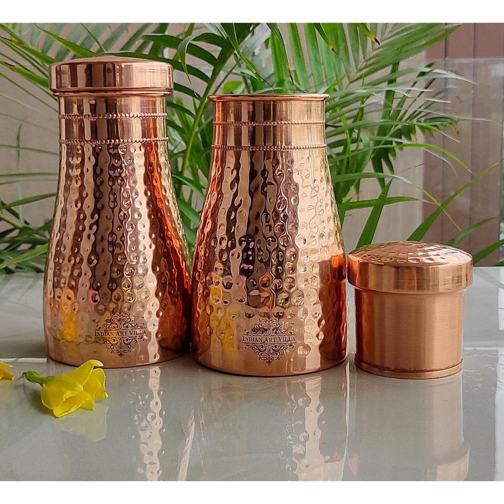 Бутылка для воды для спальни из чистой меди со встроенным стеклом, кованым блестящим дизайном, посудой для питья и предназначением для хранения, 1 литр (Упаковка из 2 шт.)