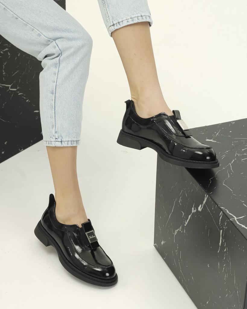 Туфли лаковые Krula 1481100 36 черные