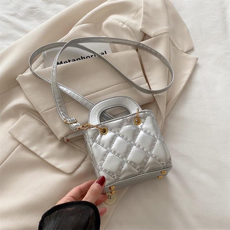 Модная бриллиантовая портативная маленькая квадратная сумка женская сумка 2025 лето новая женская сумка через плечо сумка-мессенджер