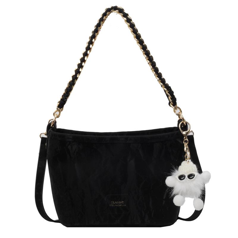 Today's Popular Bags Are Women's New Autumn Models, Fashionable Niche and High-end Single Shoulder Crossbody Bucket Bags.