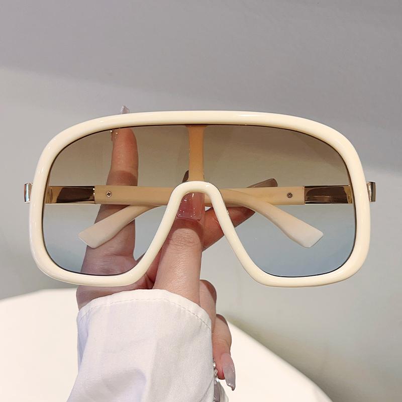 Oversized Goggle Women New In Fashion Multi-color Windproof Shades Trendy Luxury Brand Design Outdoor Casual Sun Glasses