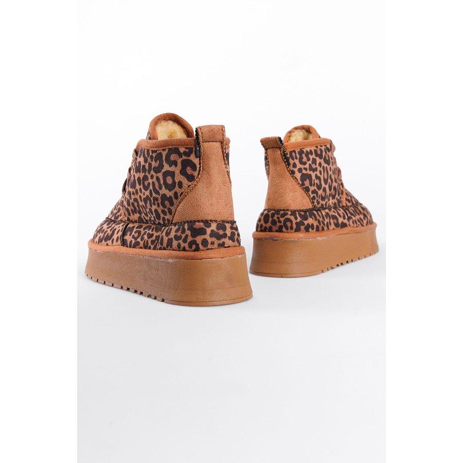 Женские замшевые повседневные ботинки на толстой подошве с меховой подкладкой