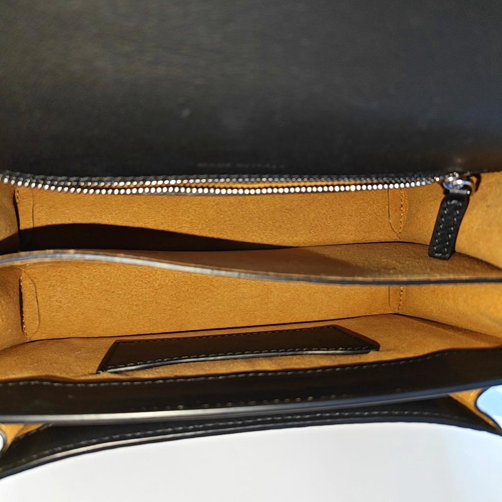 [Pre-Owned] Patricia Visetos Color Block Silver Metal Accessories Leather Crossbody Bag Medium - Very Good #1VLQMEF
