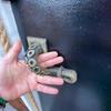 Octopus door handle