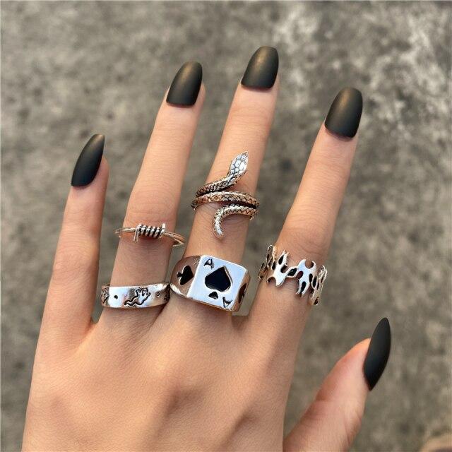 17KM Retro Hiphop Snake Skeleton Skull Rings Set For Men Women Punk Silver Plated Butterfly Chain Rings 2022 Trend Jewelry Gifts