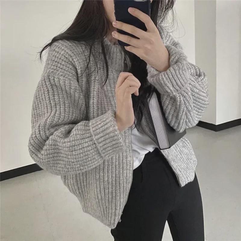 Korean Chic Loose Casual Zippered Knitted Cardigan - Autumn/Winter Ladies Sweater, Solid Color, Versatile & Thick