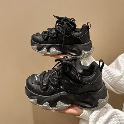 Черные женские кроссовки из толстой кожи на высокой платформе, спортивная обувь улззанг, новинка весна, толстая подошва, женские клиновидные повседневные туфли