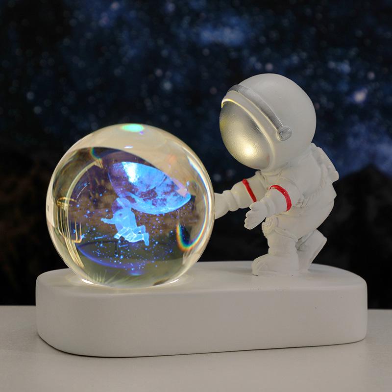 Cross-Border Astronaut Night Light: Starry Sky Crystal Ball with Luminous Base - Perfect Holiday Souvenir and Desktop Ornament.