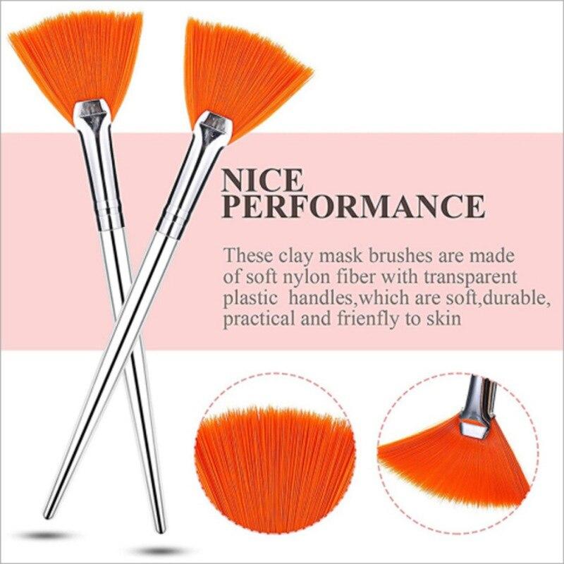 Набор кистей для маски из 4 предметов включает в себя мягкие веерные кисти для лица, кисть-аппликатор для кислоты, мягкие кисти-аппликаторы, инструменты для макияжа