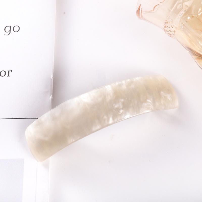 Korean Trendy Acetate Plaid Hair Clip - Colorful Curved Design for Bangs