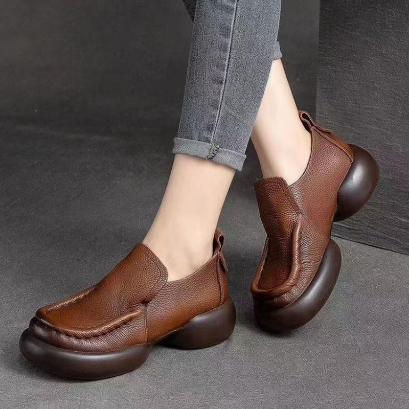 Thick-soled Small Leather Shoes Women's Autumn Soft Leather Niche Retro Lazy Casual Shoes One Pedal Does Not Tire the Feet Loafers