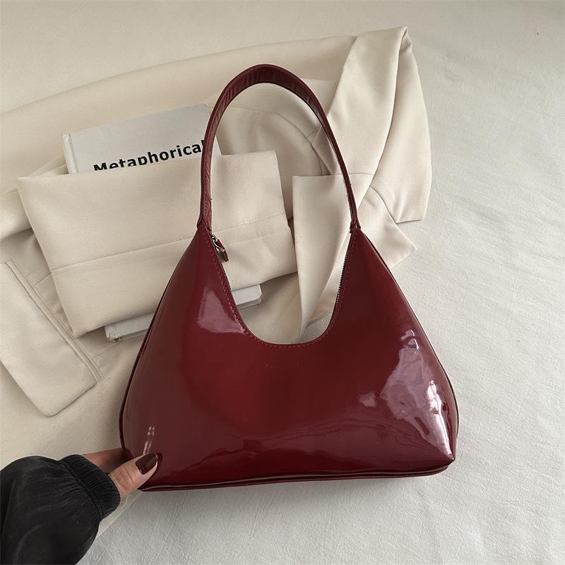 Сумка из лакированной кожи Женская сумка-полумесяц Женская сумка на плечо Женская сумочка Модная сумка под мышкой