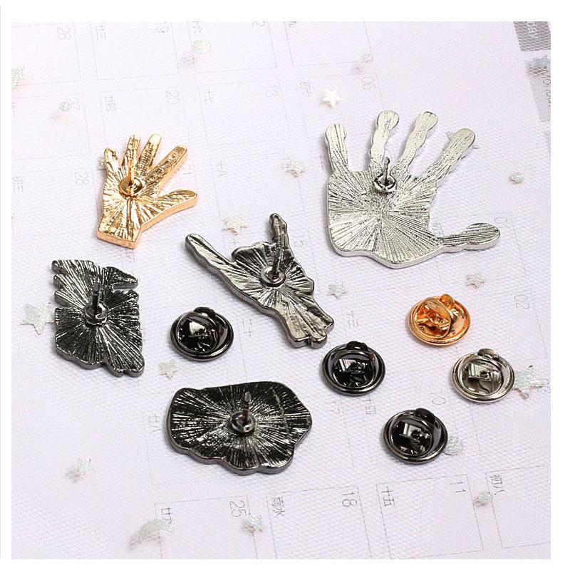 Punk style brooch magic wizard cranio vampire rose button pin denim jackets brooches badge gifts gothic jewelry dropshipping