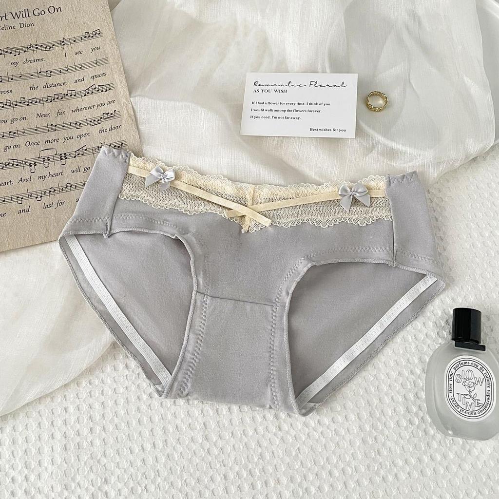 "Women's Pure Cotton Antibacterial Mid-Waist Lace Underwear - Breathable, Large Sizes, Pure Desire Style"