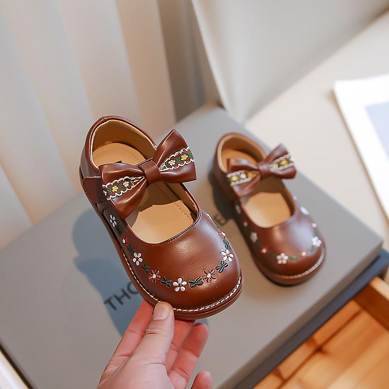 2024 Новые Простые Нескользящие Кожаные Туфли для Девочек Дропшиппинг Бант Круглый Носок Корейский Стиль Простые Детские Модные Повседневные Туфли На Плоской Подошве