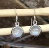 Серьги с лунным камнем, Серьги с подвесками, Серьги ручной работы, Серьги с рамкой, Серьги с драгоценными камнями, Подарок на день рождения, Круглый камень, Подарочные украшения