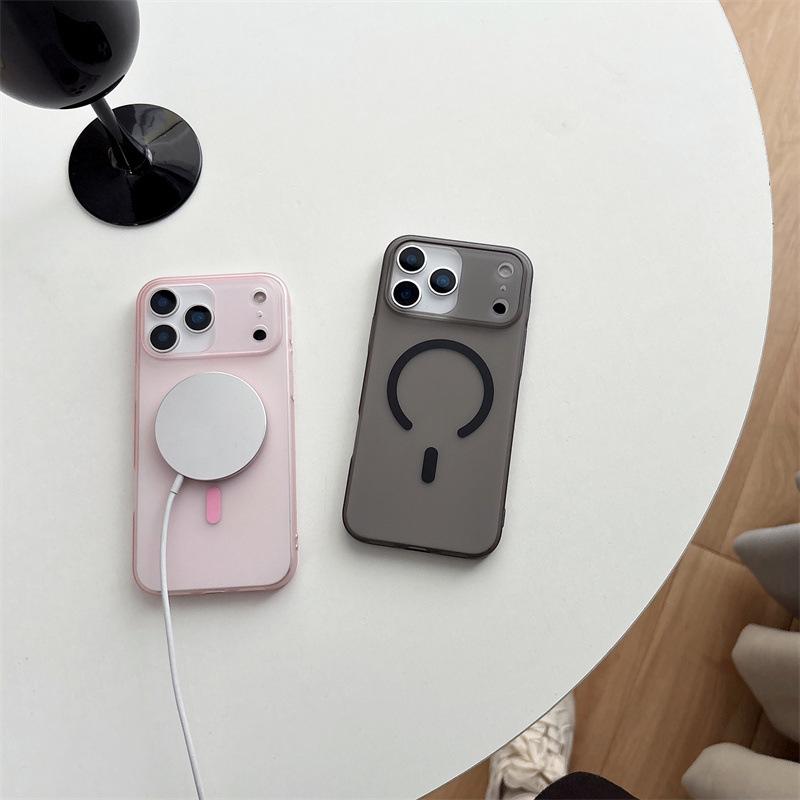 Магнитный матовый чехол «Ледяной туман» для iPhone 17 Pro Max - Полупрозрачный, Приятный на ощупь, Жесткая поликарбонатная защитная крышка