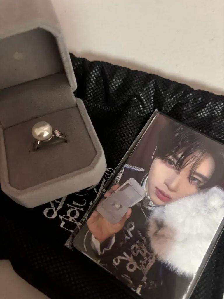 NCT Wish 2nd Anniversary Fan Meeting Admission Gift Set: Ring + Pocari Sweater + Pouch