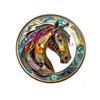 Брошь Лошадь Металлическая окантовка Текстура витражного стекла Художественный дизайн Маленький круглый значок Цветной узор лошади Значок Свитеры Шарфы Аксессуар
