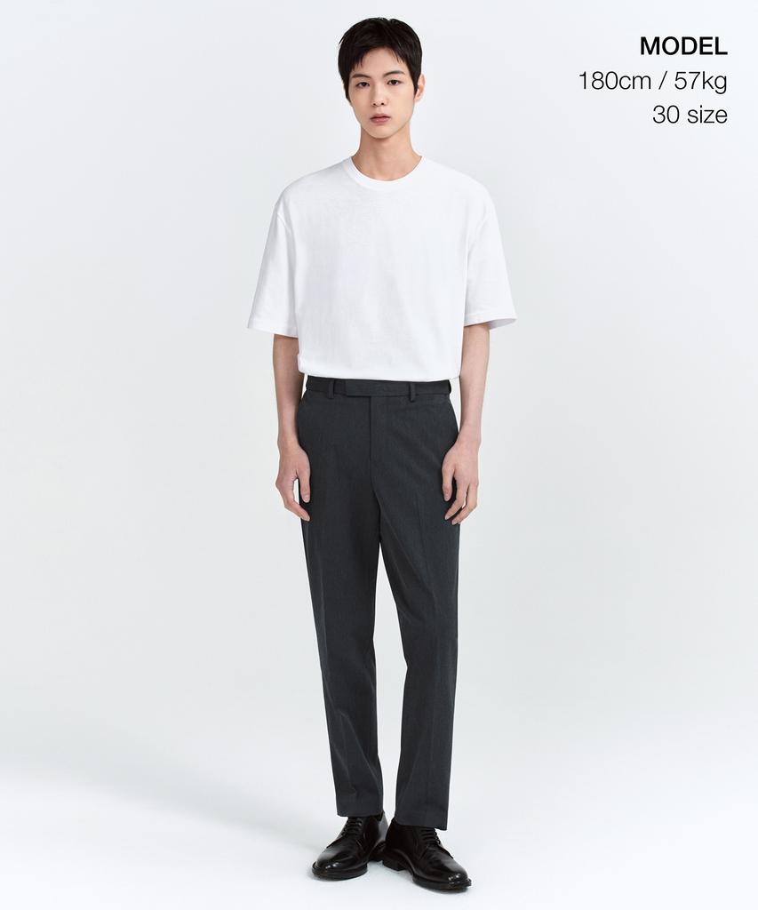 MUSINSA STANDARD Relaxed Tapered Hidden Banding Crop Slacks [Charcoal Gray]
