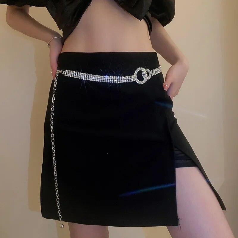 Sexy Cross Breat Necklace for Women Sequin Chest Bra Waist Belt Belly Chain for Beach Bikini Romantic Body Jewelry 2023 Summer