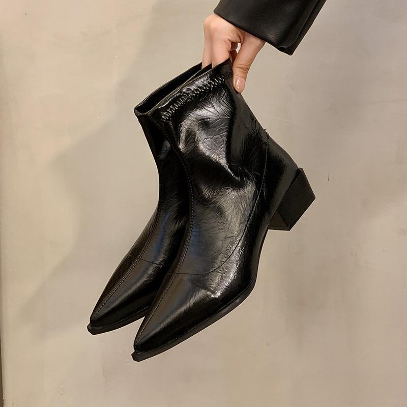 French pointed short boots women's new autumn and winter single boots European and American fashion thick heel thin boots niche Martin boots