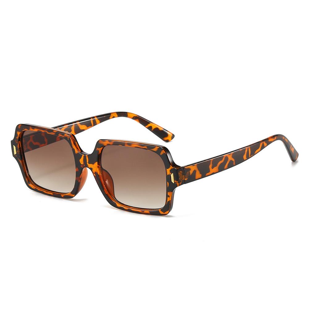 European and American retro sunglasses square fashion trend street sunglasses UV protection catwalk small frame sunglasses