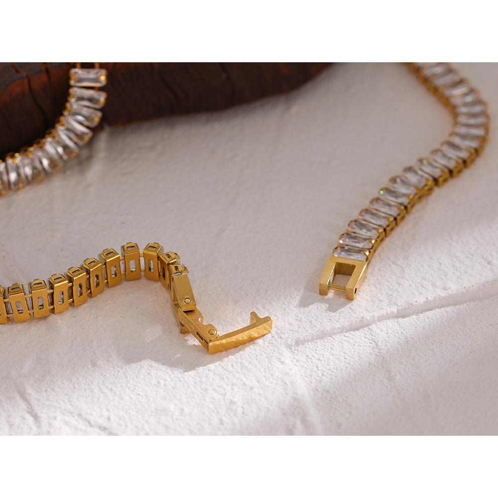 Eetit Ожерелье с воротником-цепочкой из нержавеющей стали и кубическим цирконием для женщин