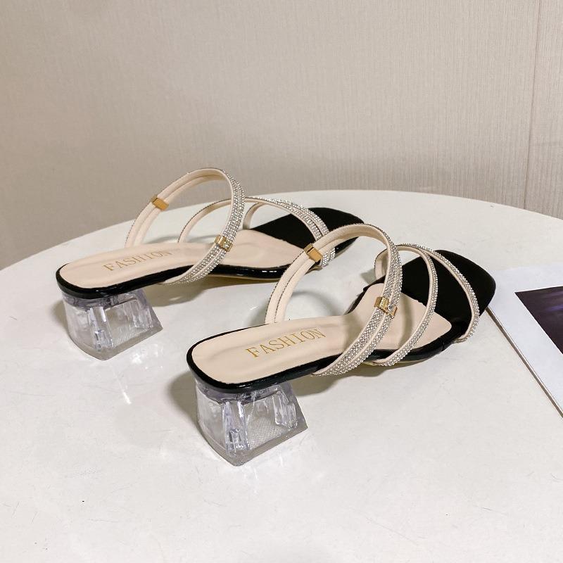 Coarse Heel Rhinestone Cool Slippers Women's Shoes Wear New Summer Temperament Cool Slippers