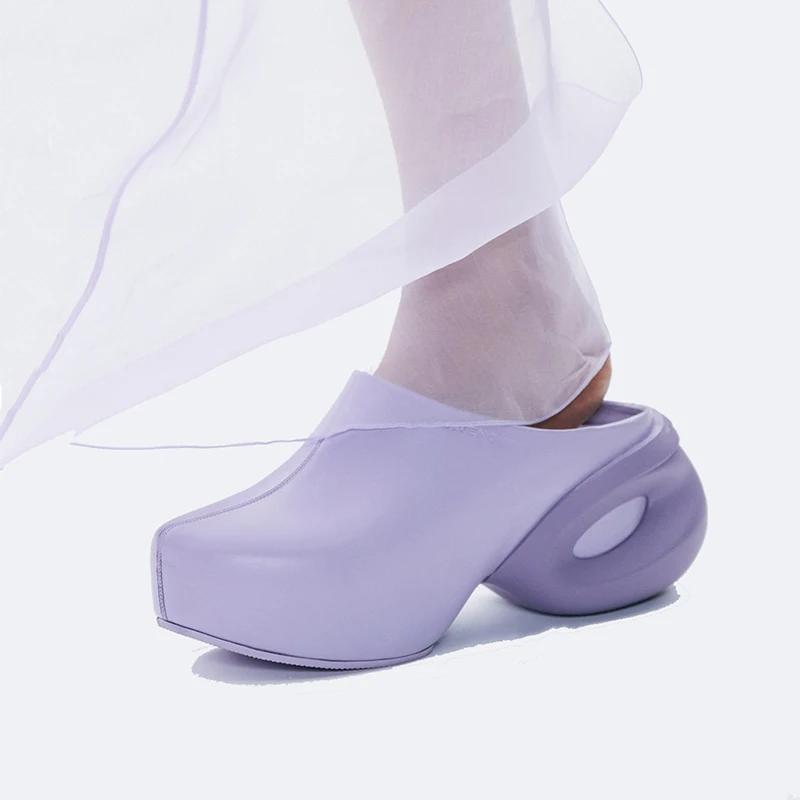 Модный бренд Водяной бриллиант Плоская подошва Пляжные шлепанцы Женские Отпуск Досуг Серебристые Сандалии на толстой подошве Средний каблук Женская обувь Размер 43