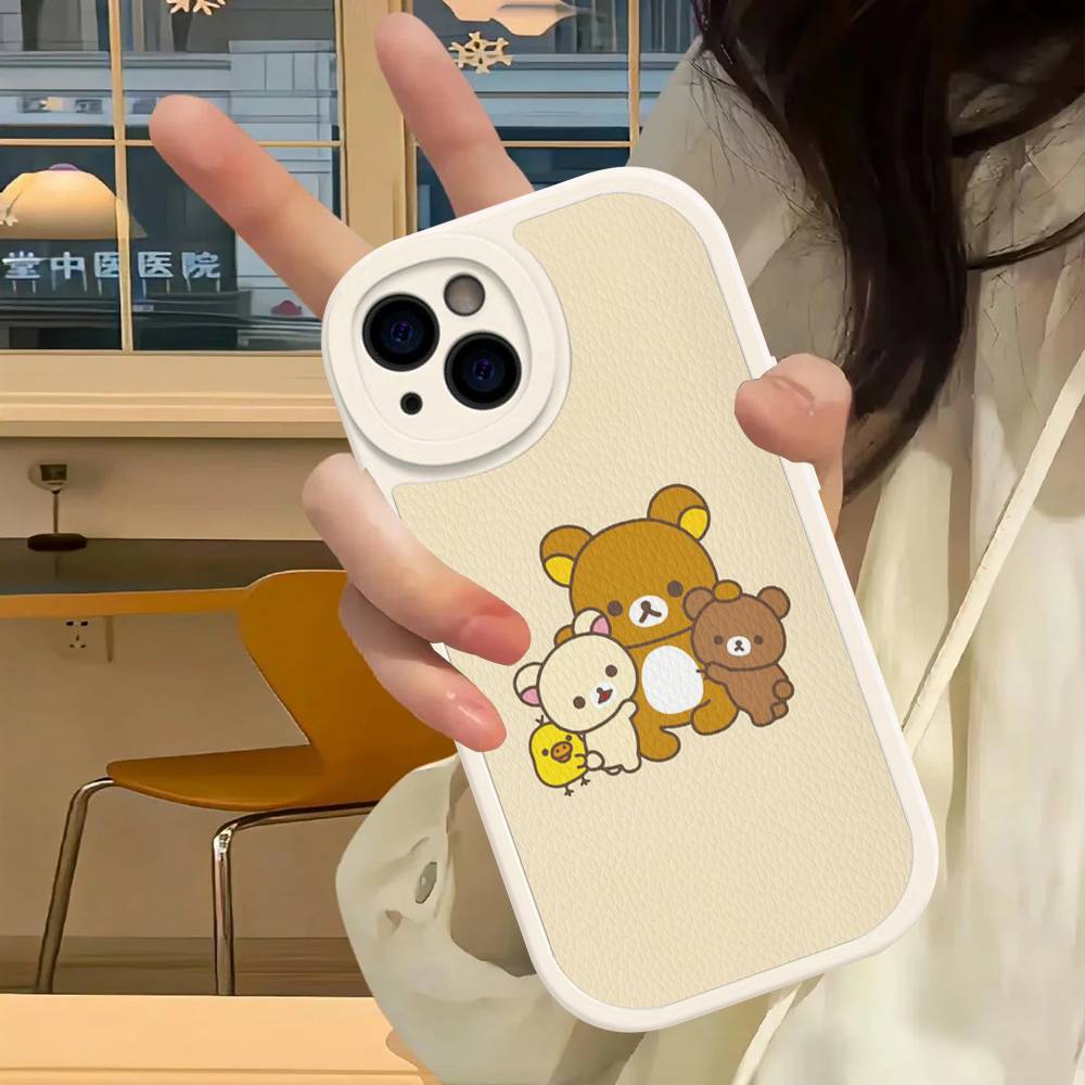 Мультяшный чехол для телефона с мишкой Рилаккума для iPhone 16 15 14 13 12 11 Pro Max Plus Ударопрочный кожаный чехол