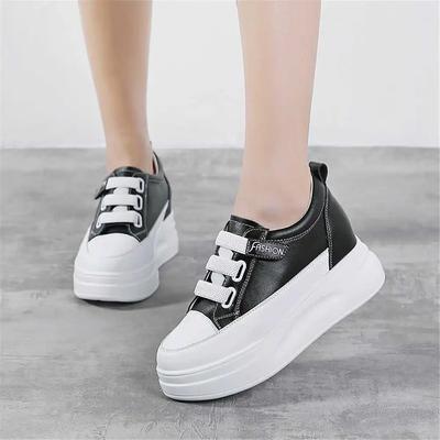 Женская обувь – Кроссовки