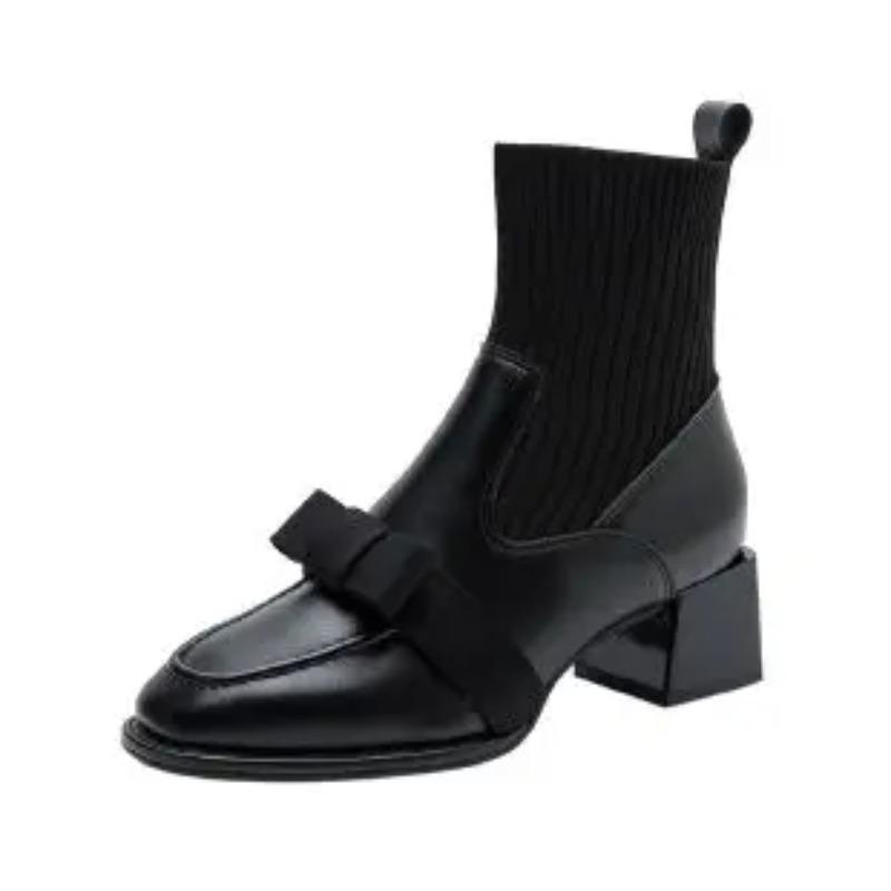 Новые осенние ботинки телесного цвета, короткие сапоги с острым носком, женские байкерские ботинки с ивовыми заклепками на среднем каблуке, ботильоны на массивном каблуке и ботильоны