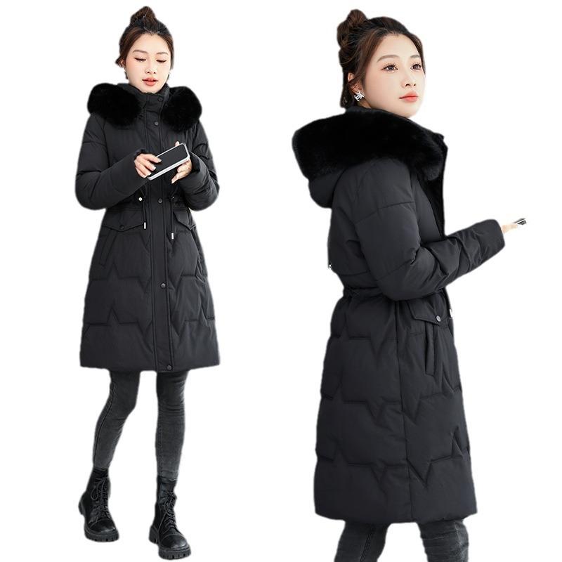 Средние и длинные облегающие модели одежды с меховым воротником на хлопковой подкладке, новые тонкие и теплые модели одежды на хлопковой подкладке, а также облегающие пальто в зарубежном стиле.