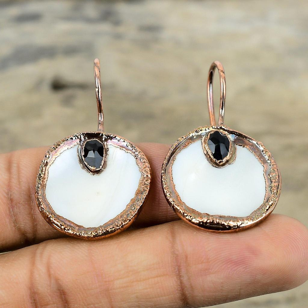 Перламутровые серьги, гальванопластические медные серьги, черные ониксовые серьги, гальванопластические медные украшения ручной работы, драгоценные камни, серьги в подарок маме