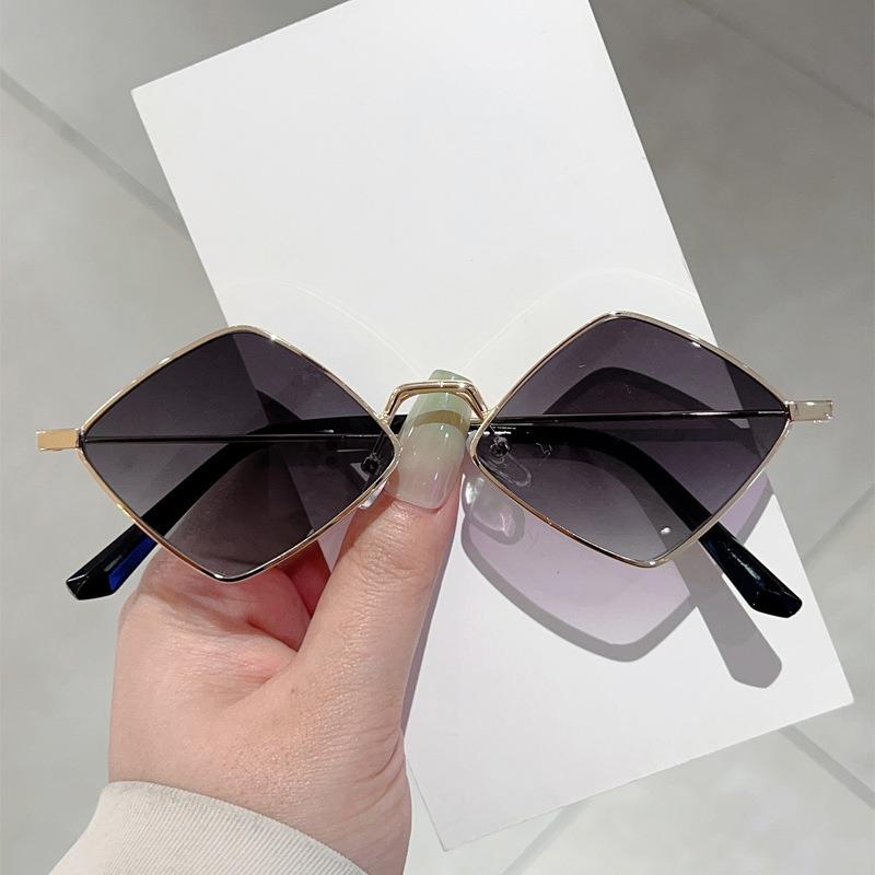 Женские солнцезащитные очки Y2k Metal Irregular Rhombus для женщин и мужчин, новые винтажные солнцезащитные очки в стиле панк-хип-хоп с популярным декором