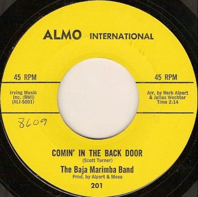 7-дюймовая пластинка BAJA MARIMBA BAND - Comin' In The Back Door 201 Almo Internatio 1963 US Джаз Б/У