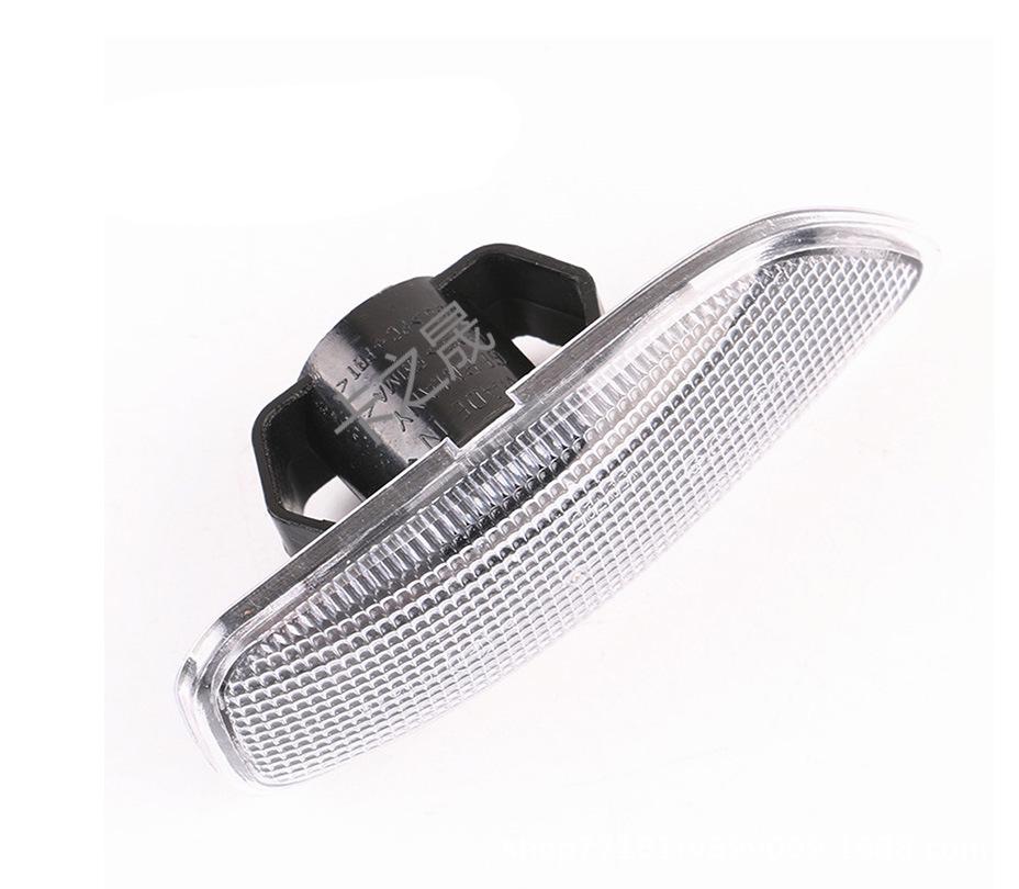 Совместимые подкрылки для Volvo S60, V70, S80, XC70, XC90 (30722641, 30722642)