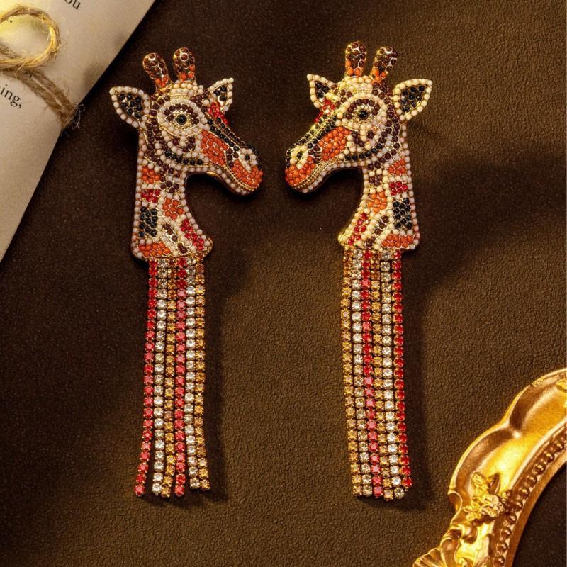 Vintage Giraffe Tassel Earrings Light Luxury Style Full Of Diamonds
